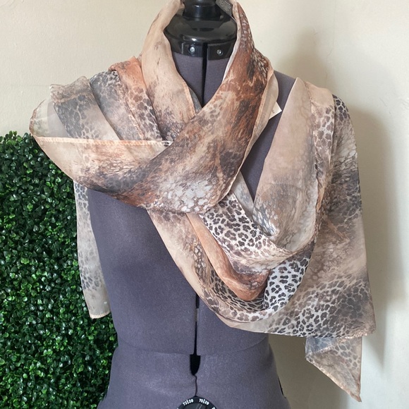 Chico's Accessories - NWT Chico’s animal print scarf